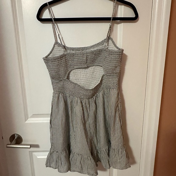 American Eagle Romper (M) - Picture 5 of 6